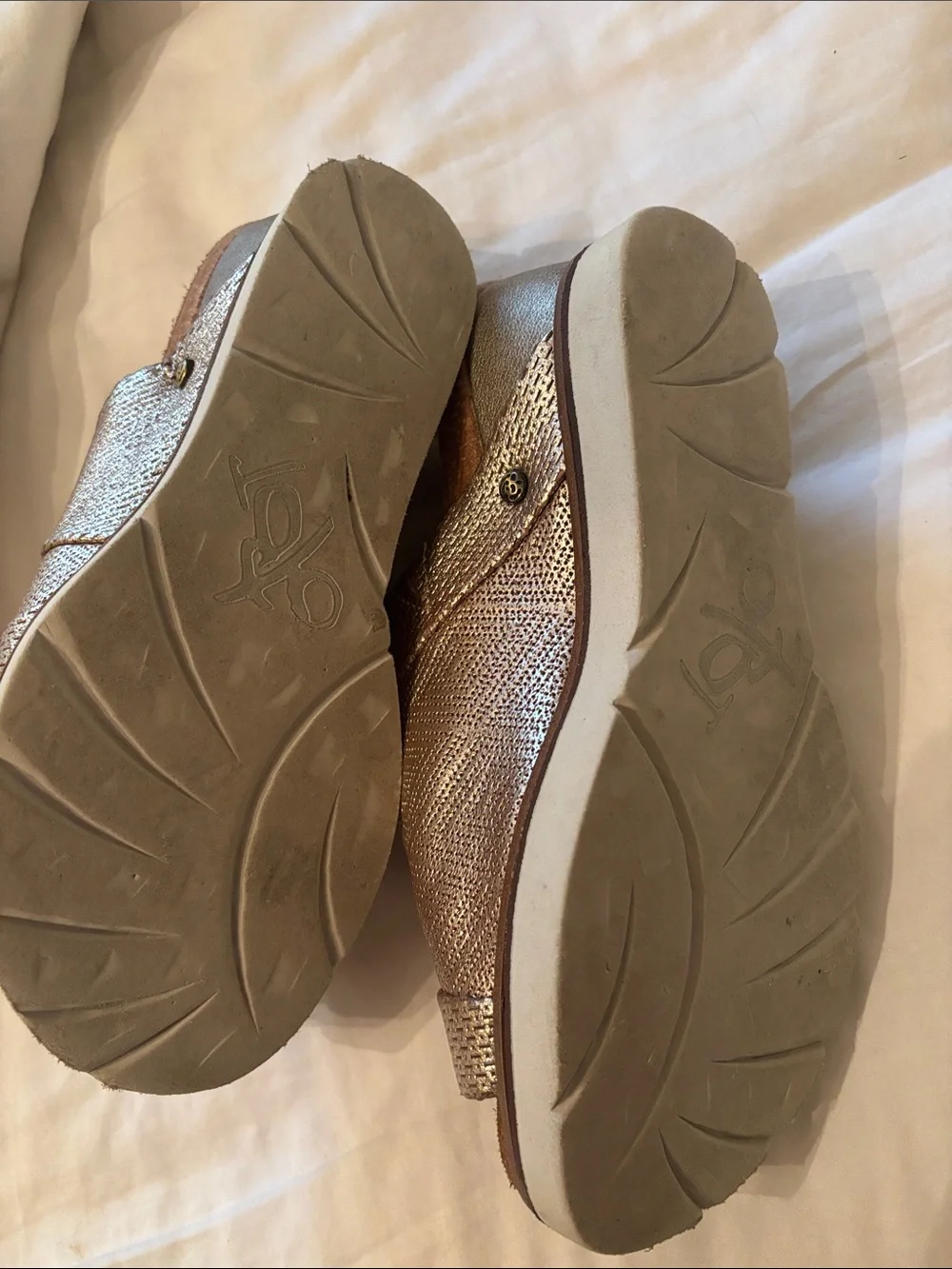 OTBT Metallic Rose Gold Slide Wedges